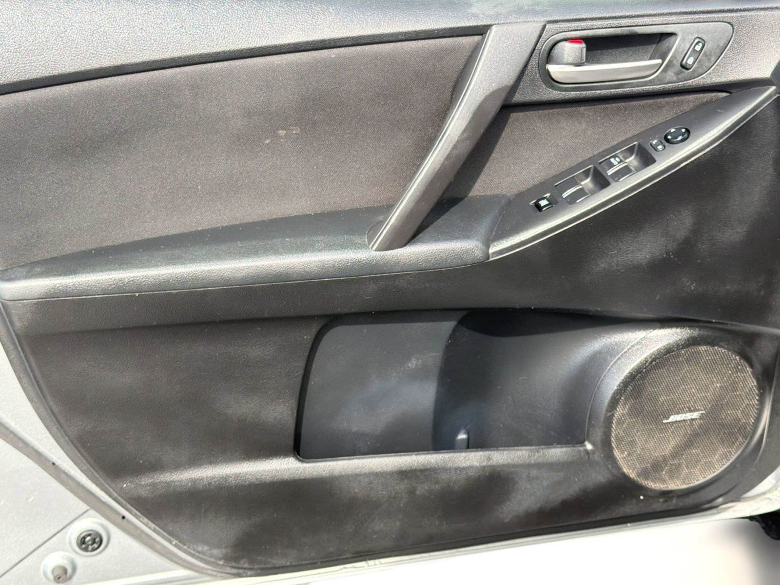 Used 2013 MAZDA MAZDA3 i Touring w/ Preferred Equipment Pkg FWD image 13
