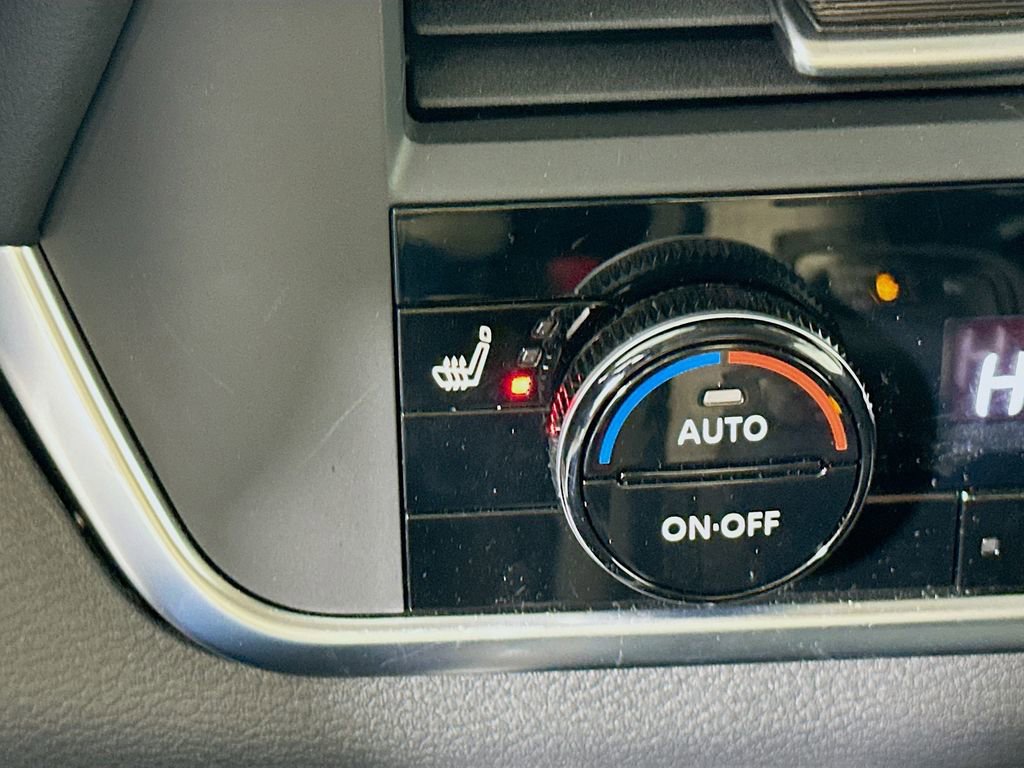 Certified 2023 Nissan Rogue SV w/ SV Premium B Package image 28