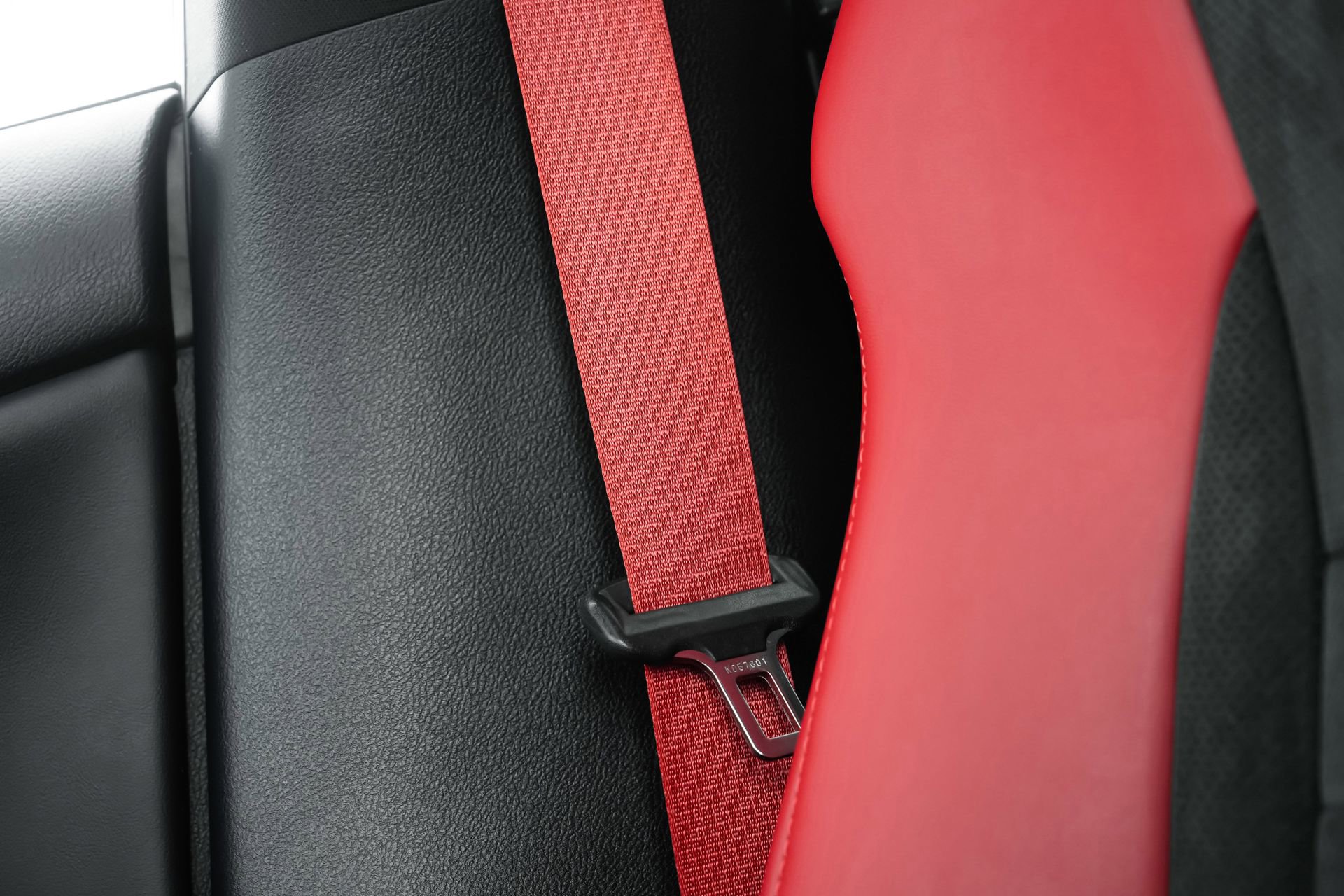 Used 2025 Lexus IS 500 w/ F-Sport Performance image 82