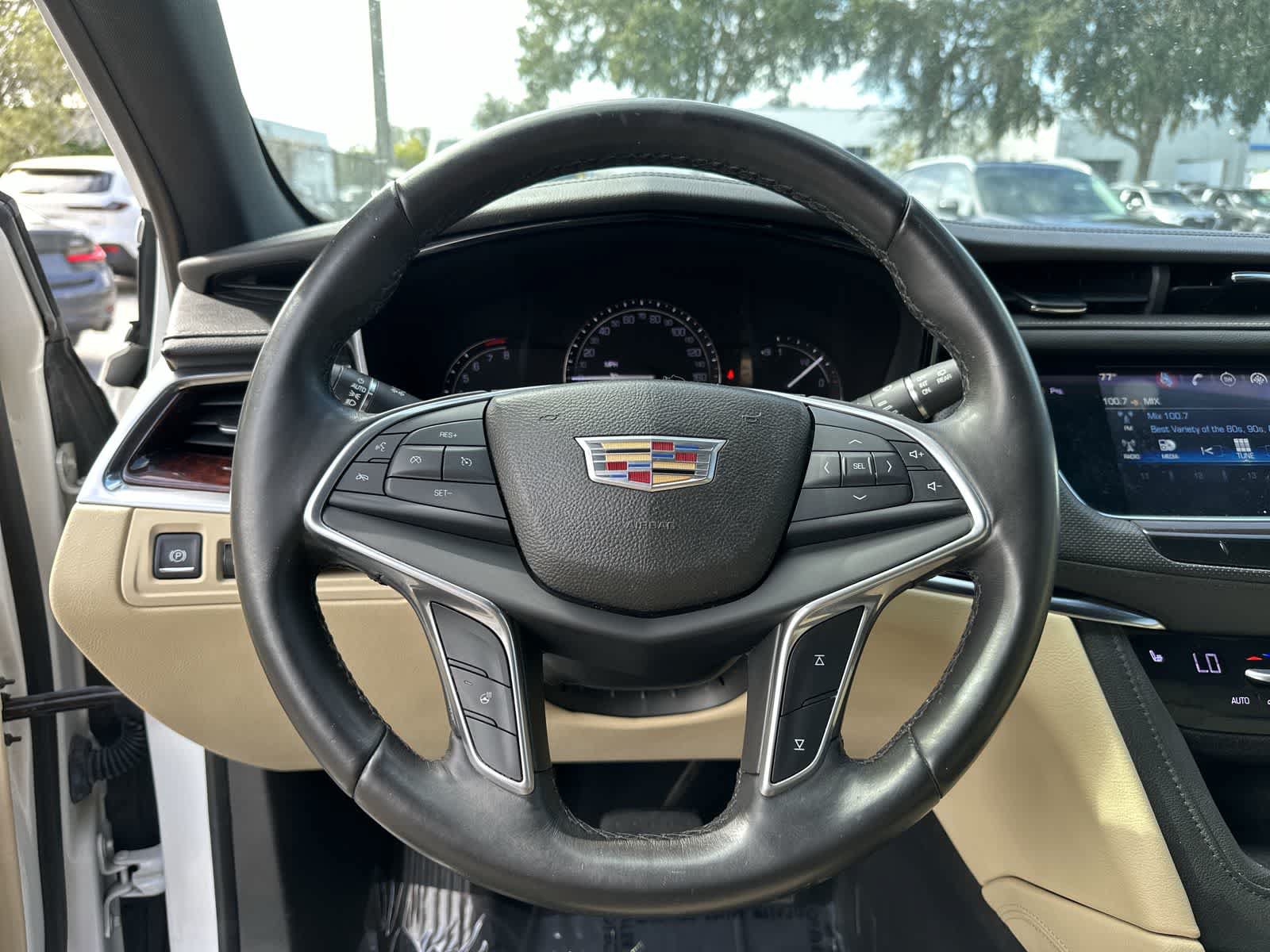 Used 2017 Cadillac XT5 Luxury FWD image 20