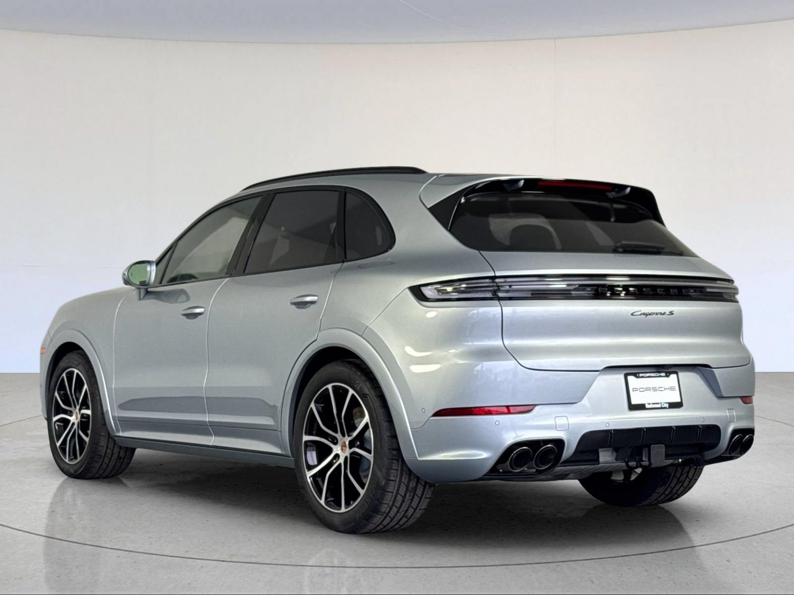 New 2026 Porsche Cayenne S AWD/4WD image 3