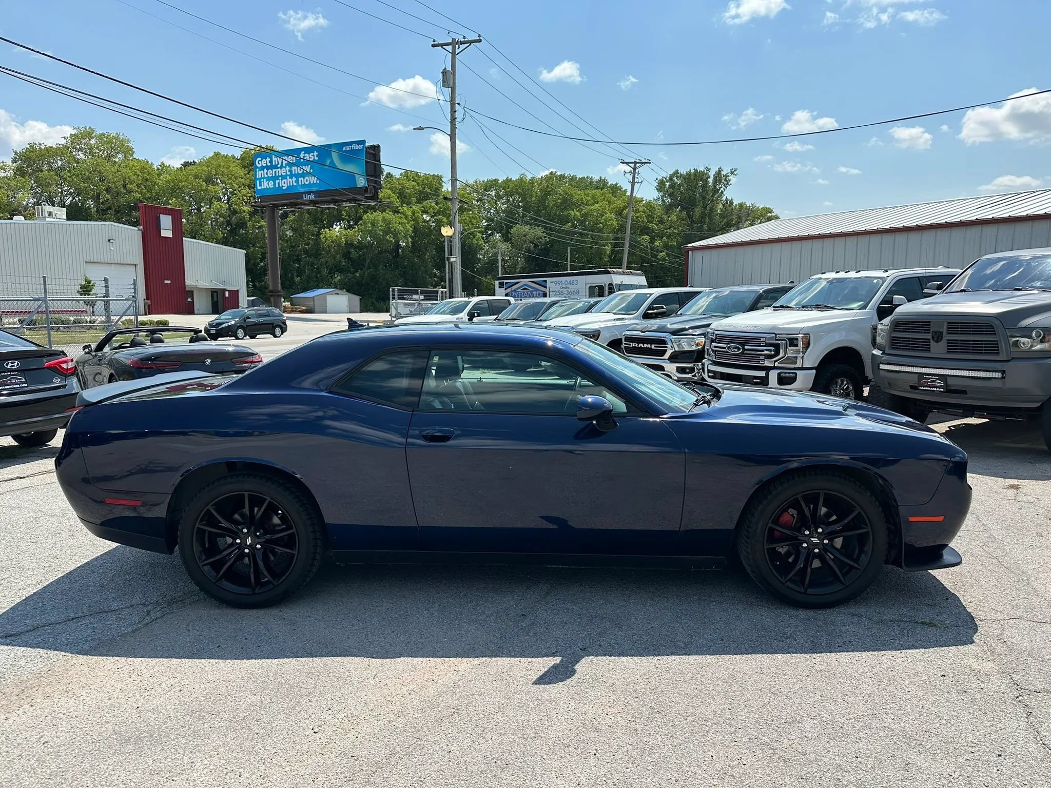 Used 2017 Dodge Challenger SXT Plus RWD image 6