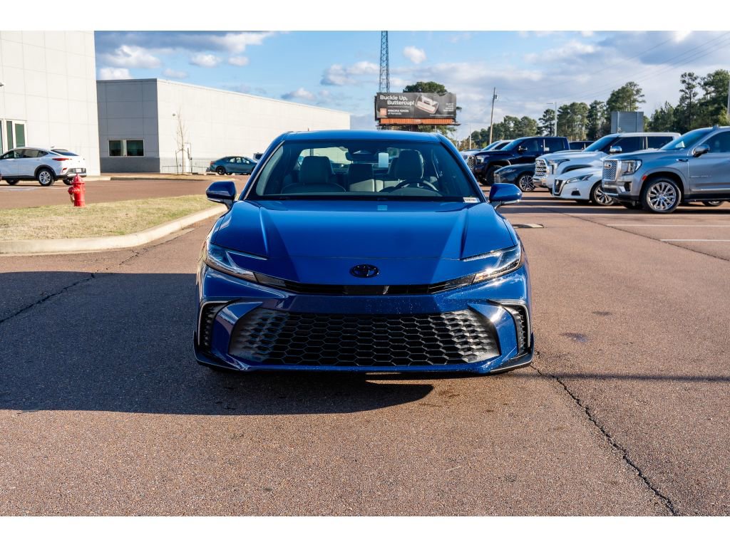 Used 2026 Toyota Camry SE w/ Convenience Package image 2