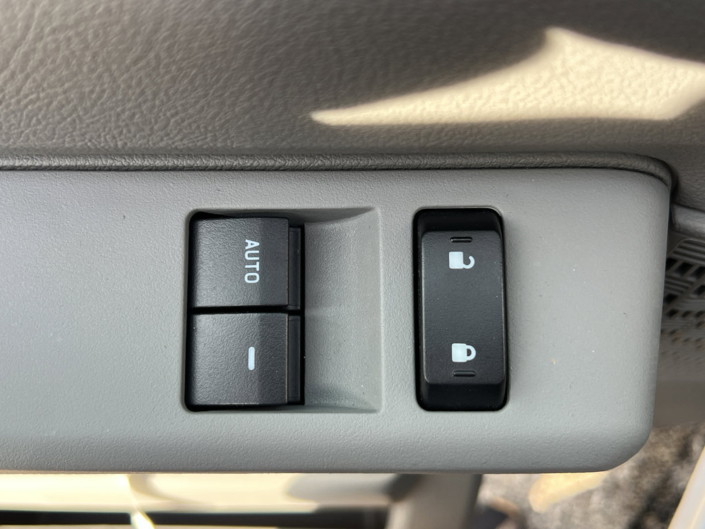 New 2026 Ford E-350 and Econoline 350 Super Duty w/ Power Equipment Group image 10