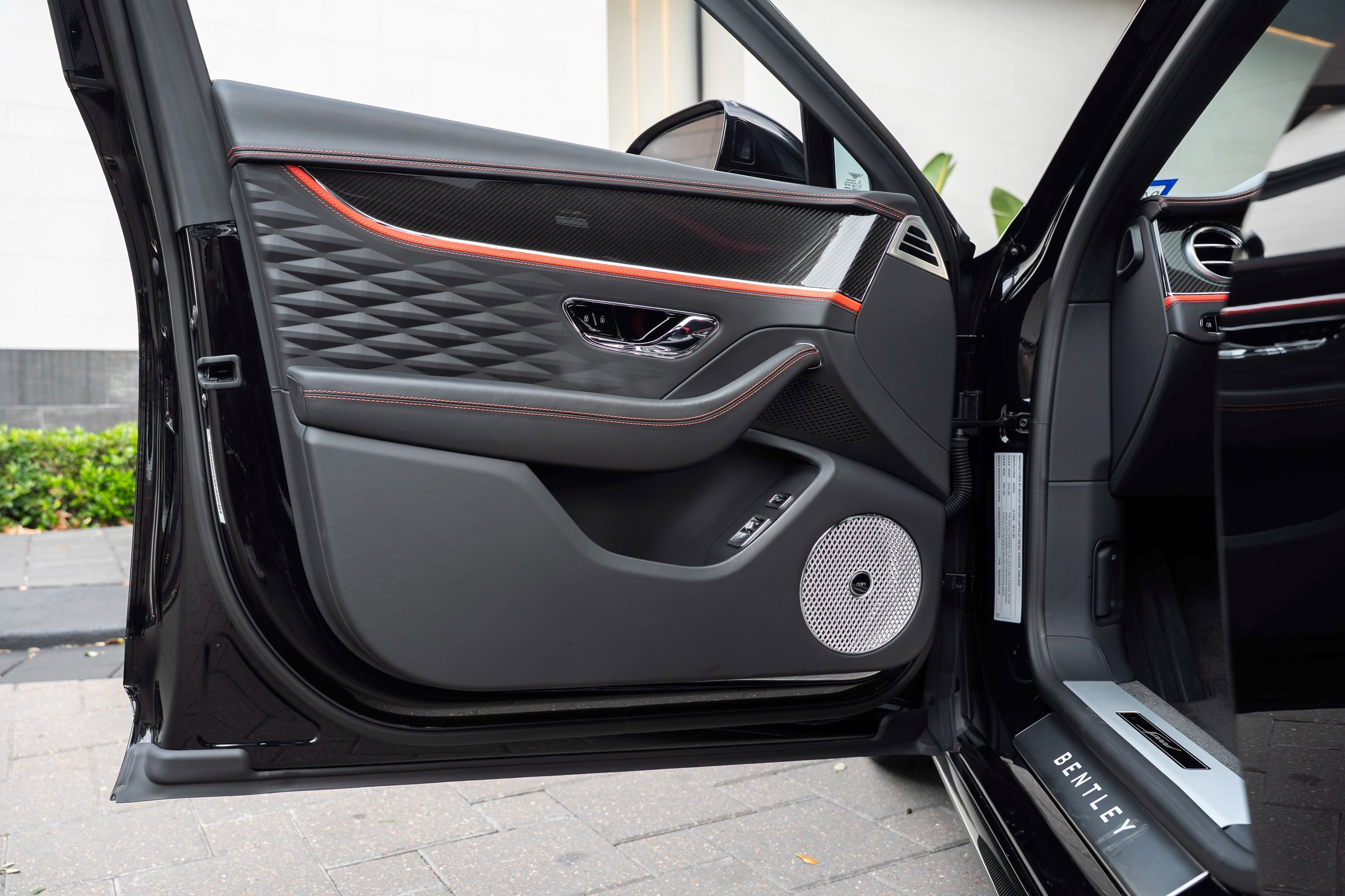 Certified 2024 Bentley Flying Spur W12 image 15