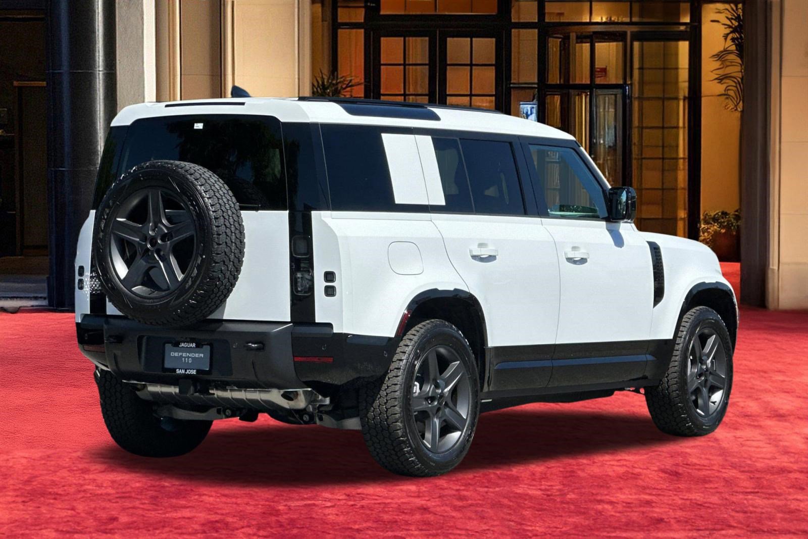 New 2026 Land Rover Defender 110 X-Dynamic SE AWD/4WD image 8