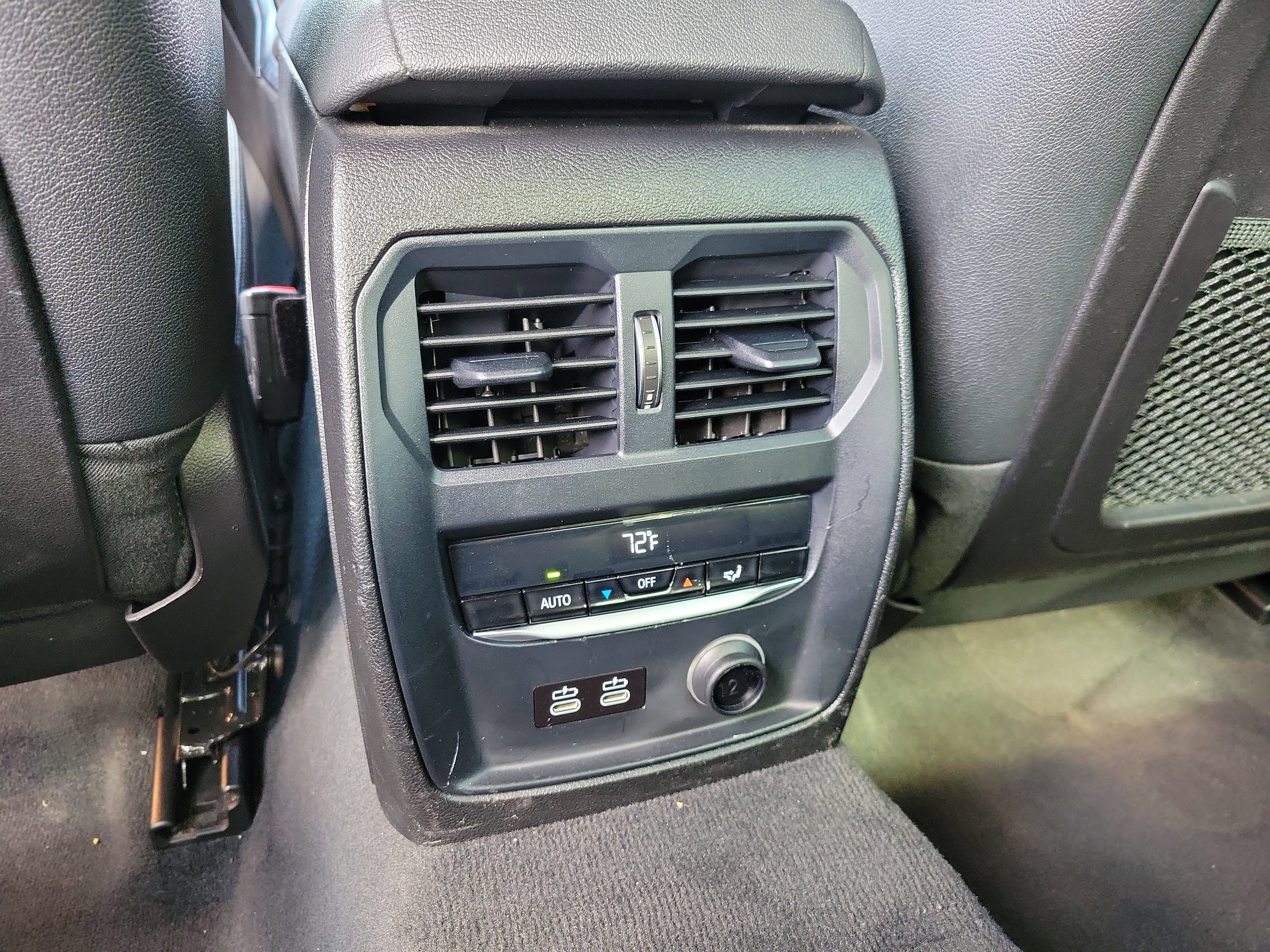 Used 2020 BMW 330i Sedan w/ Driving Assistance Package image 17