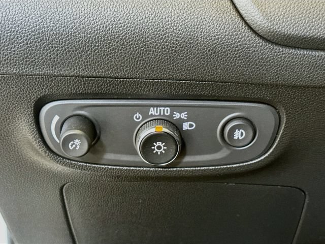 Used 2023 Buick Encore GX Preferred w/ Cold Weather Comfort Package AWD/4WD image 10