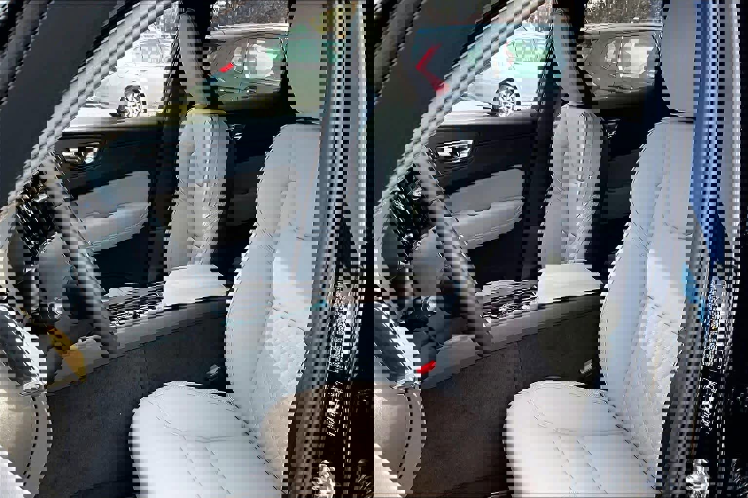 New 2026 Volvo XC60 B5 Plus w/ Protection Package Premier image 13