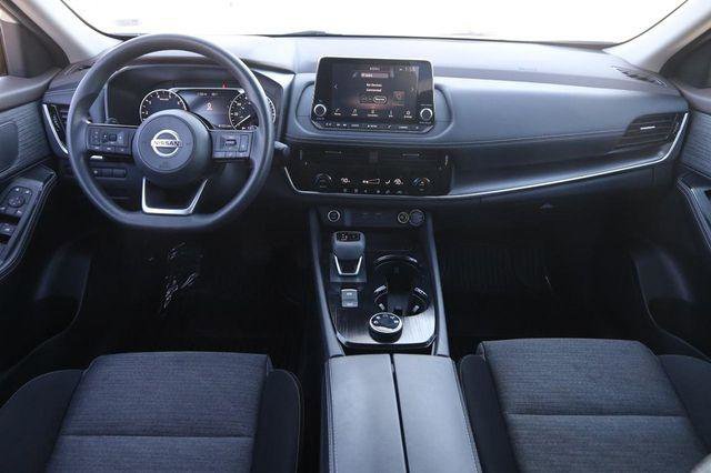 Used 2021 Nissan Rogue SV image 19