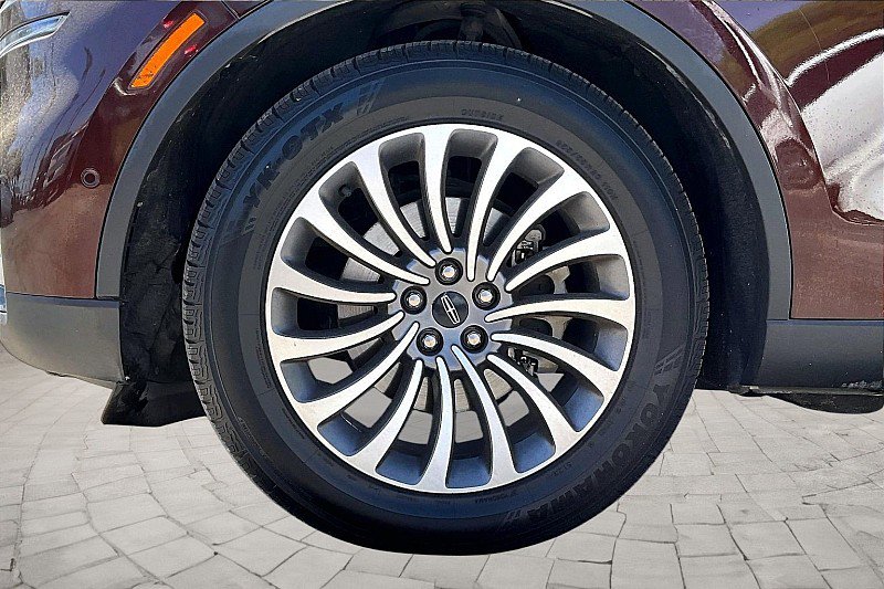 Used 2020 Lincoln Aviator Reserve w/ Equipment Group 201A image 8