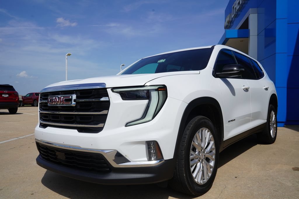Used 2026 GMC Acadia Elevation w/ Elevation Premium Package AWD/4WD image 4