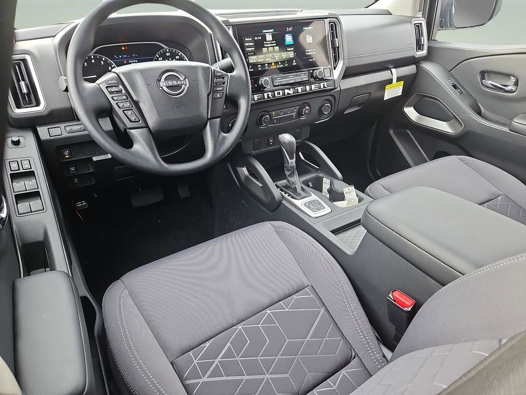 New 2026 Nissan Frontier SV w/ Tow Package AWD/4WD image 8