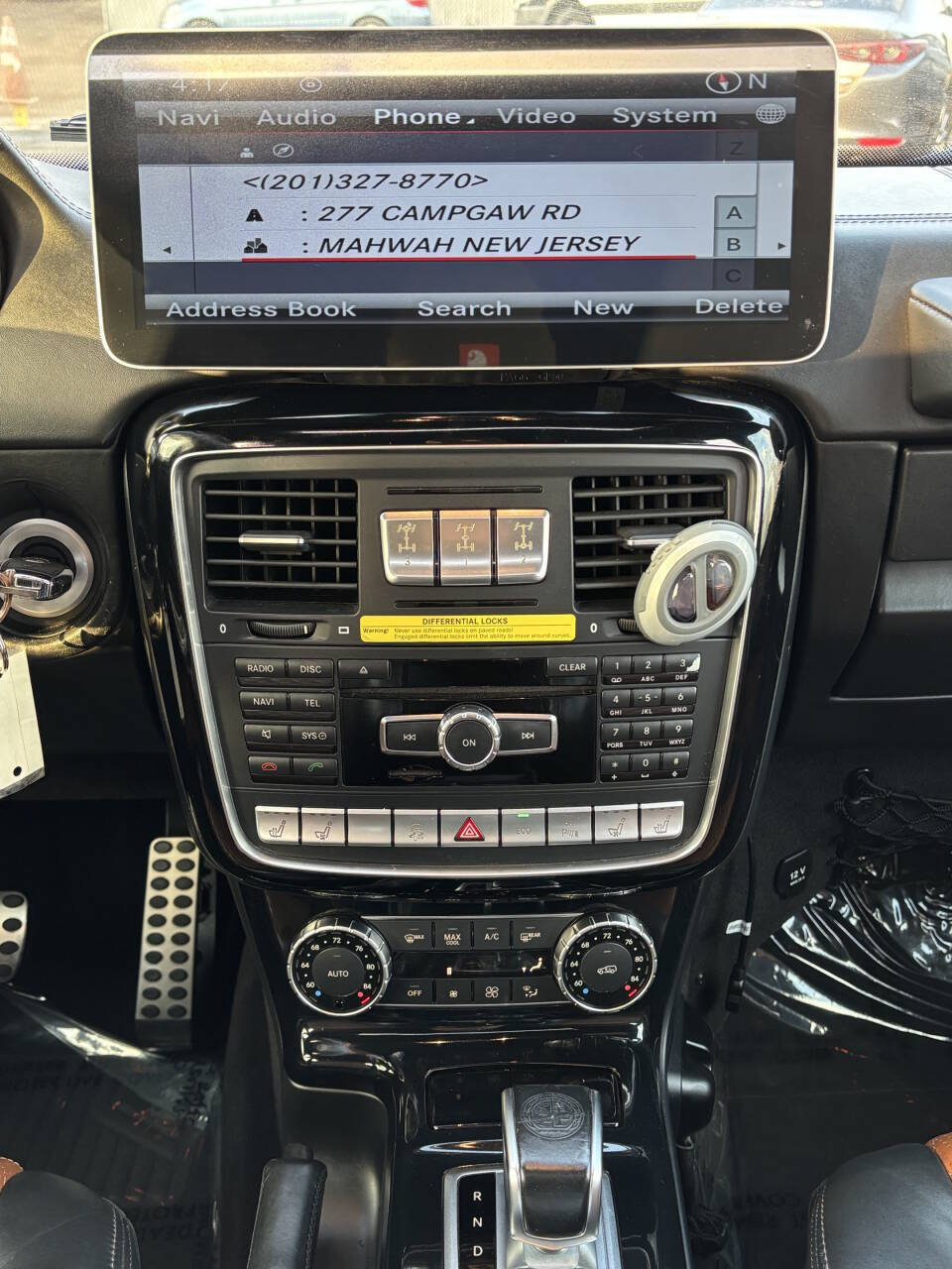 Used 2015 Mercedes-Benz G 63 AMG 4MATIC image 26