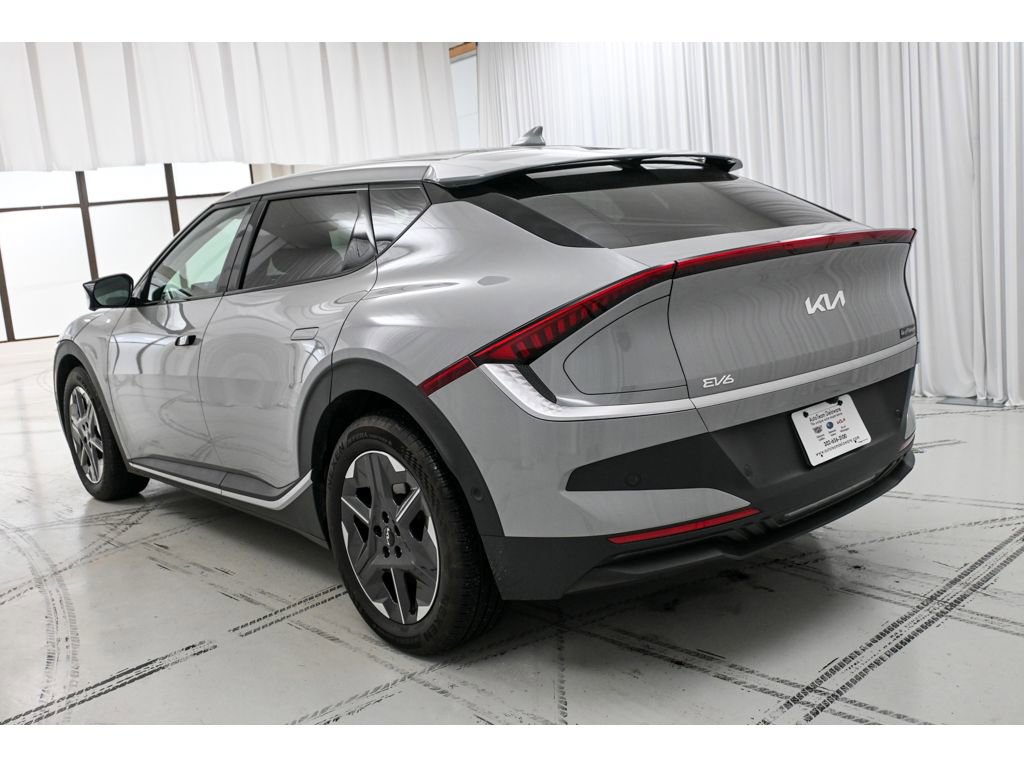 Used 2025 Kia EV6 Light w/ Light LR Technology Package image 5