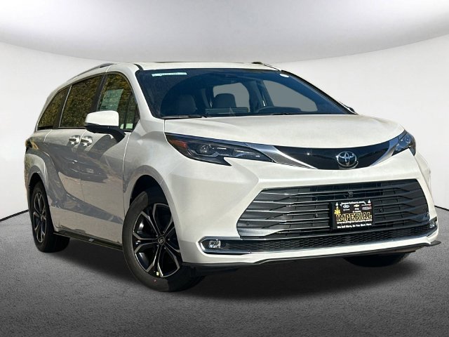 New 2026 Toyota Sienna Platinum AWD/4WD image 2