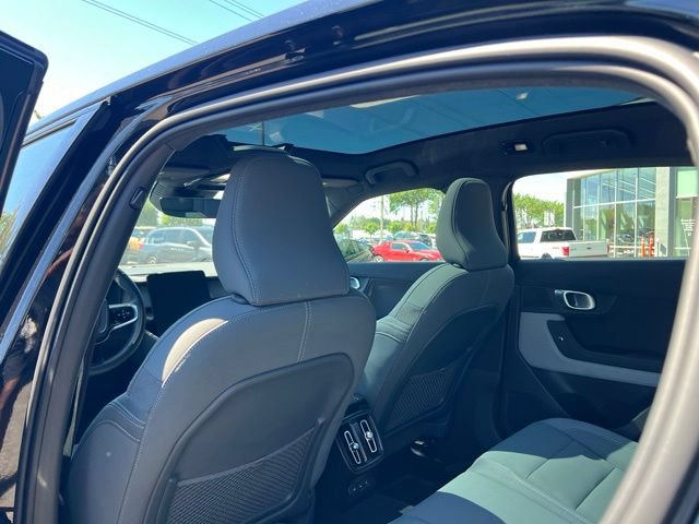 Used 2023 Polestar Polestar 2 w/ Pilot Pack AWD/4WD image 9