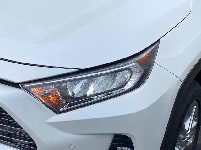 Used 2019 Toyota RAV4 Limited w/ Advanced Technology Package image 6