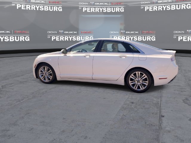 Used 2013 Lincoln MKZ FWD image 5