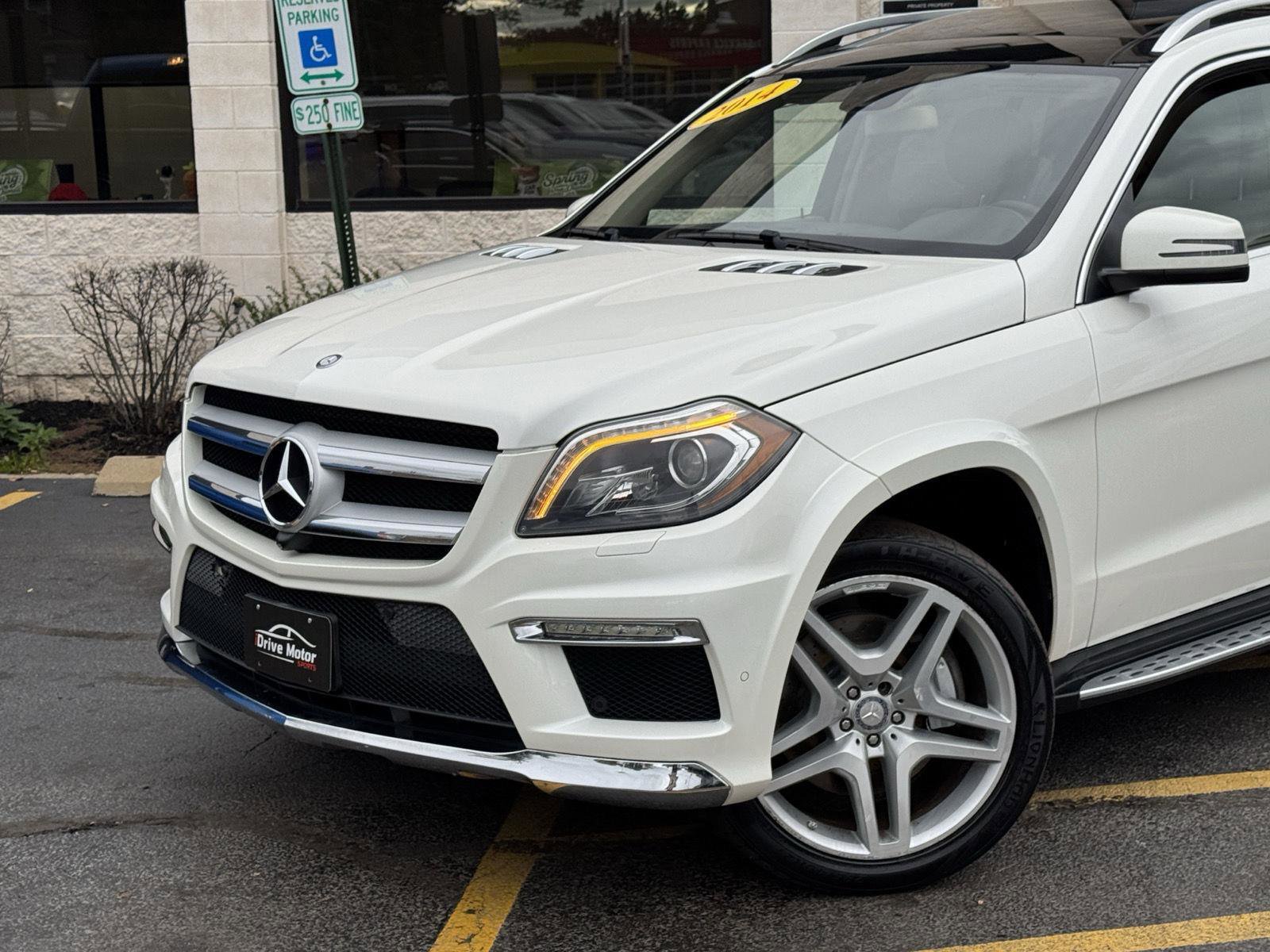 Used 2014 Mercedes-Benz GL 550 4MATIC image 3