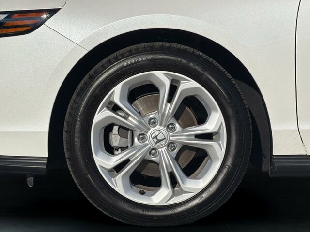 Used 2025 Honda Accord LX image 32