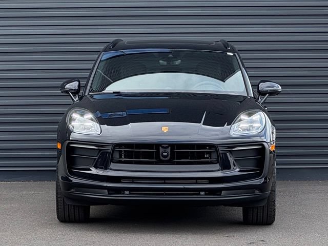 New 2026 Porsche Macan AWD/4WD image 10