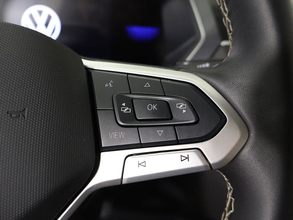 Used 2024 Volkswagen Tiguan SE FWD image 47