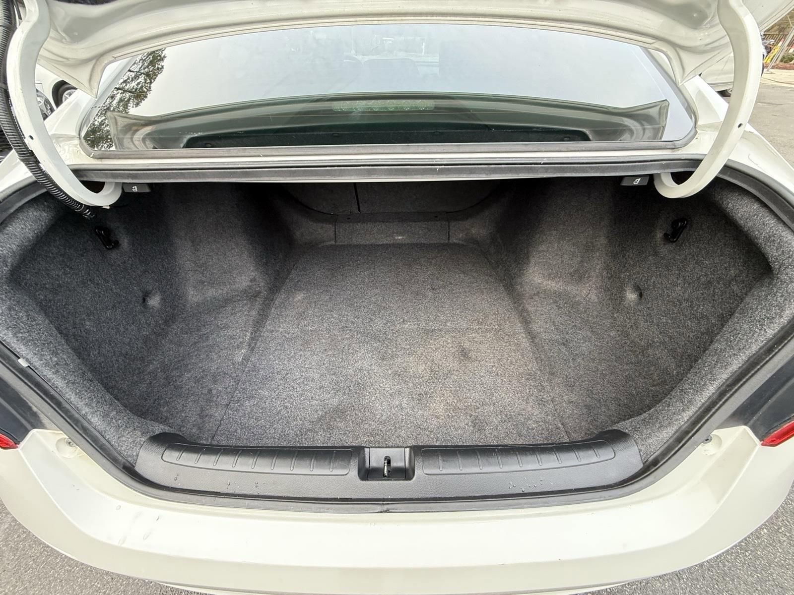 Used 2019 Honda Accord Sport image 13