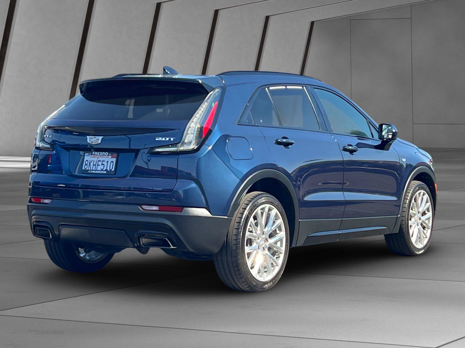 Used 2019 Cadillac XT4 Sport FWD image 4