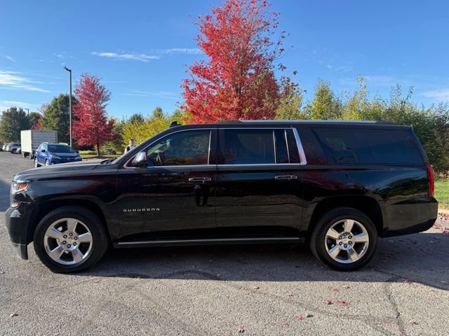 Used 2020 Chevrolet Suburban Premier image 6