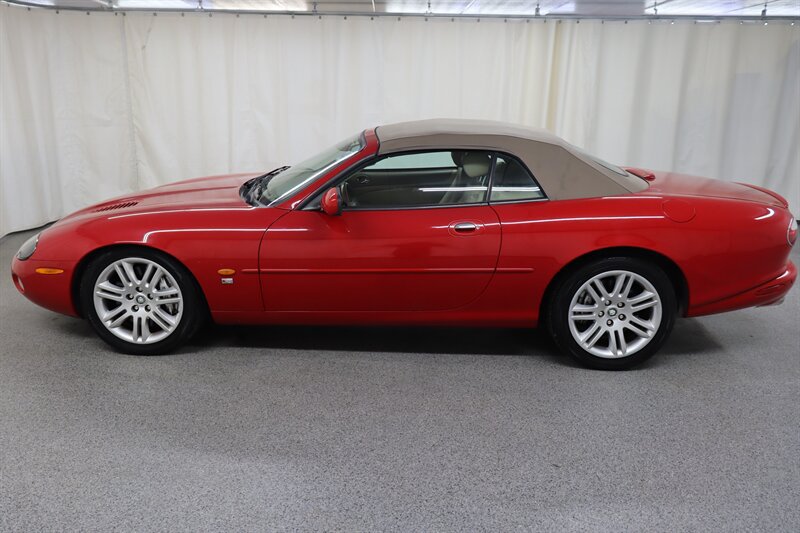 Used 2003 Jaguar XK8 Convertible RWD image 4