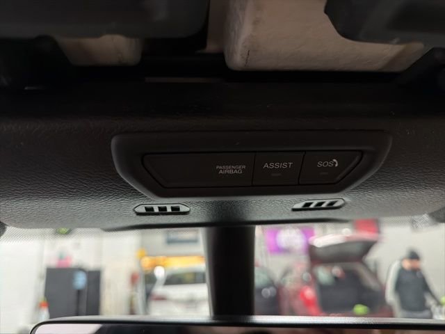 Used 2022 Jeep Wrangler Unlimited Sahara w/ Cold Weather Group image 16