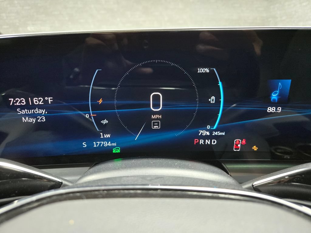Used 2024 Cadillac Lyriq Luxury AWD/4WD image 19