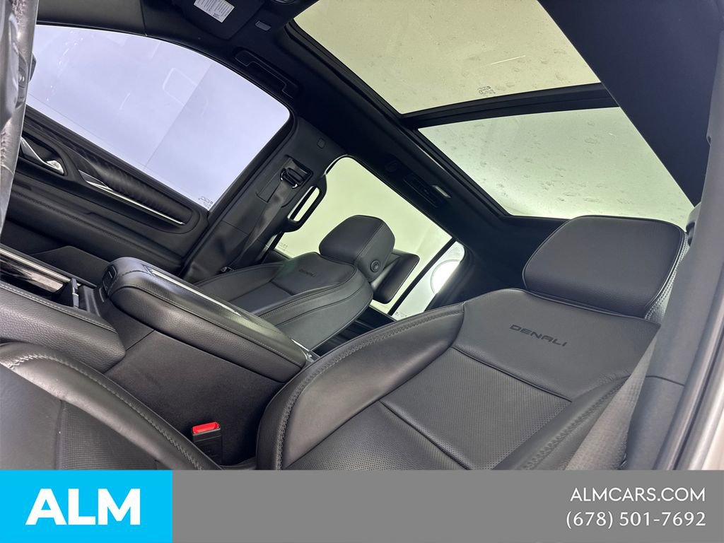 Used 2021 GMC Yukon XL Denali w/ LPO, Illumination Package image 39
