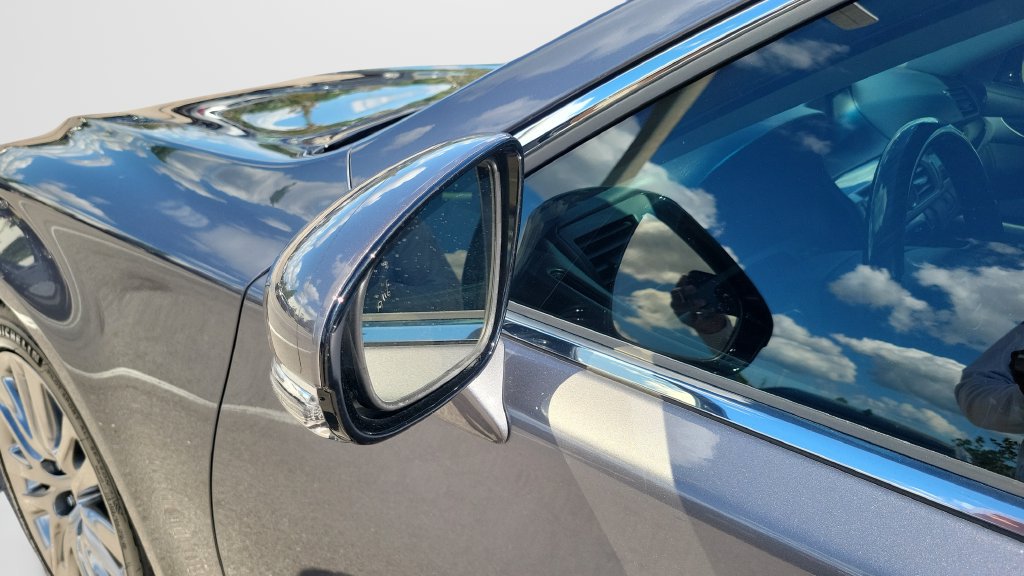 Used 2016 Lexus LS 460 w/ Comfort Package RWD image 28
