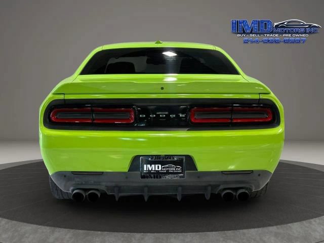 Used 2015 Dodge Challenger R/T Plus RWD image 7
