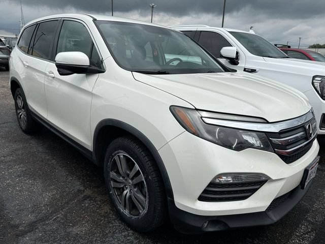 Used 2017 Honda Pilot EX image 4