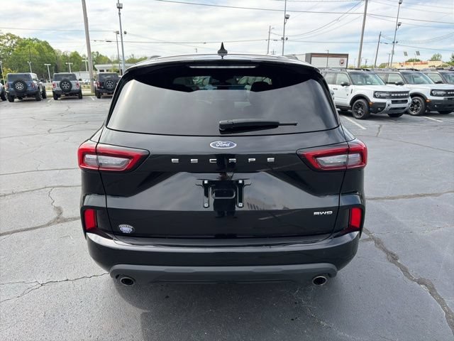 Certified 2024 Ford Escape ST-Line AWD/4WD image 6