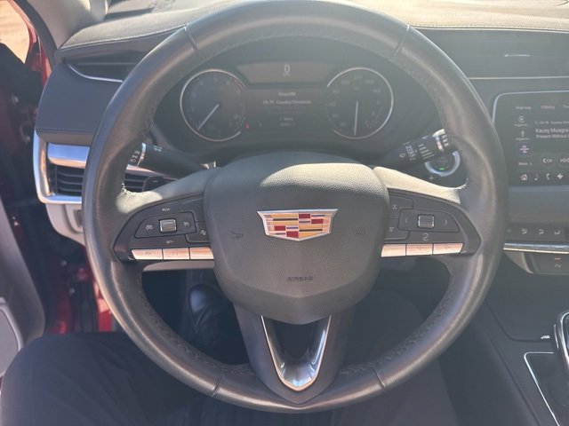 Used 2021 Cadillac XT4 Luxury image 7