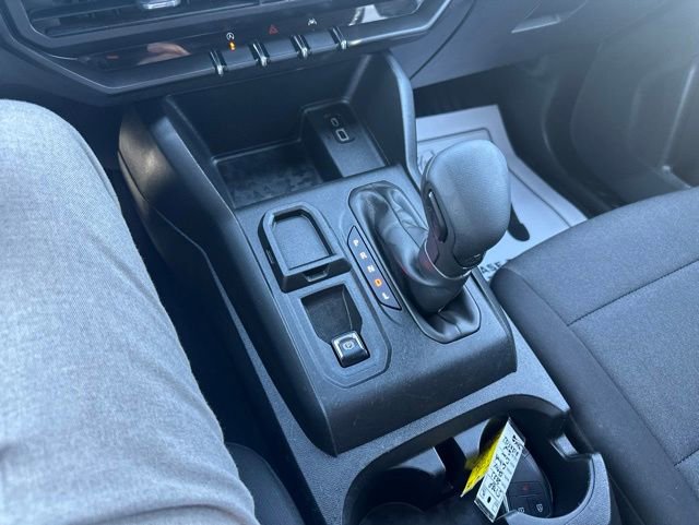 Used 2023 Chevrolet Colorado W/T RWD image 34