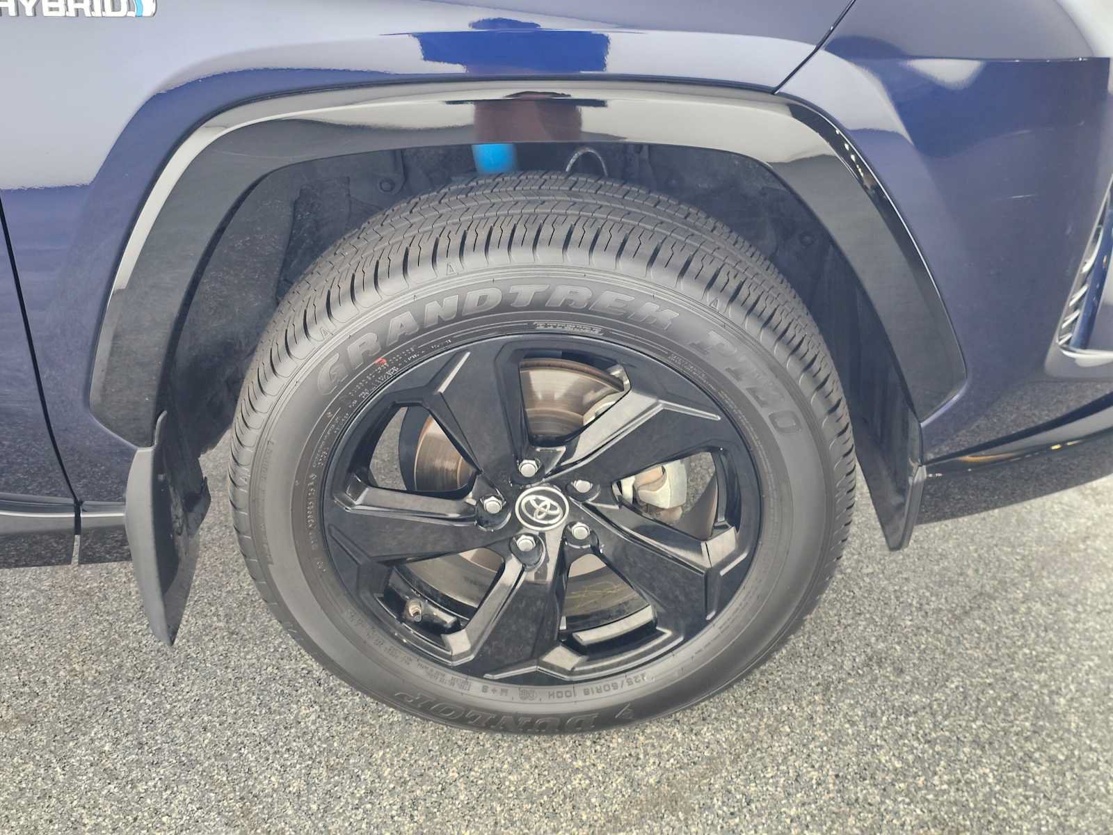 Used 2019 Toyota RAV4 XSE w/ XSE Weather Package AWD/4WD image 9