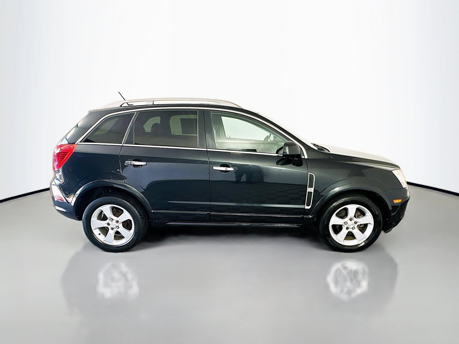 Used 2014 Chevrolet Captiva Sport LTZ FWD image 8