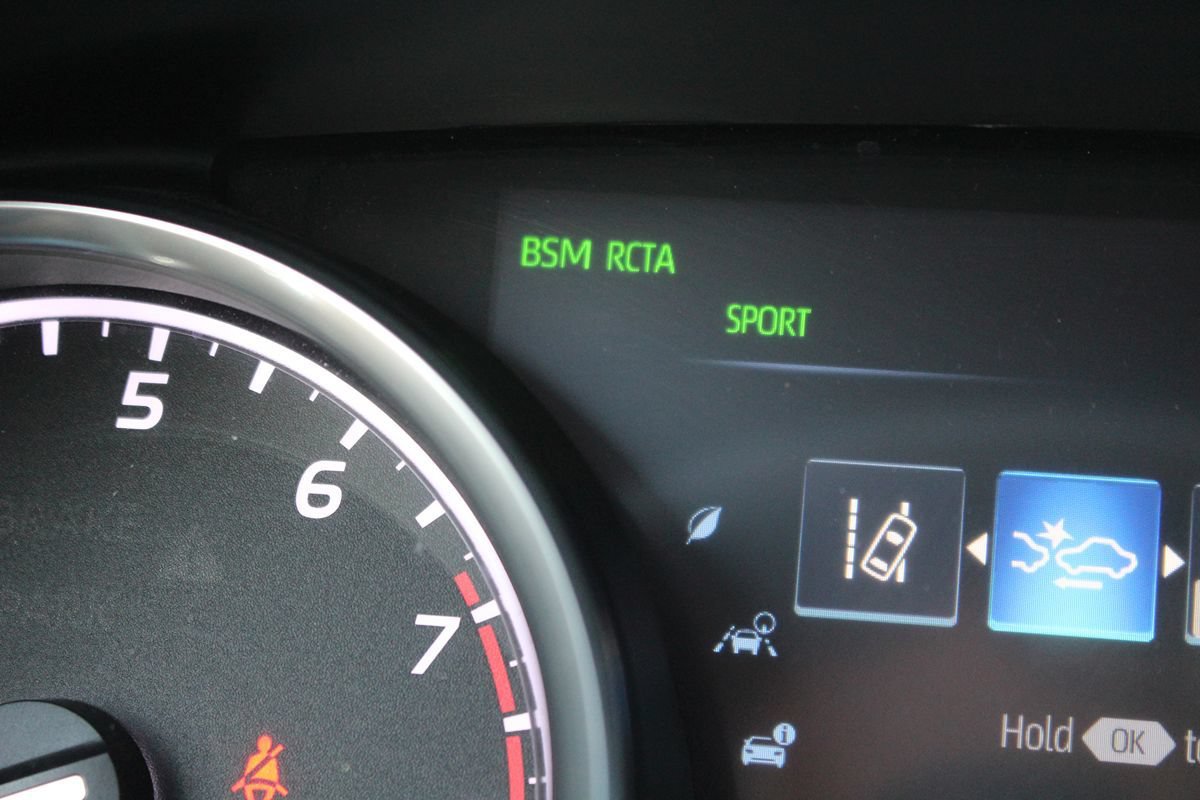 Used 2018 Toyota Camry XLE FWD image 27