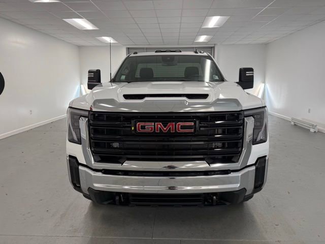 New 2026 GMC Sierra 3500 Pro w/ Convenience Package AWD/4WD image 2