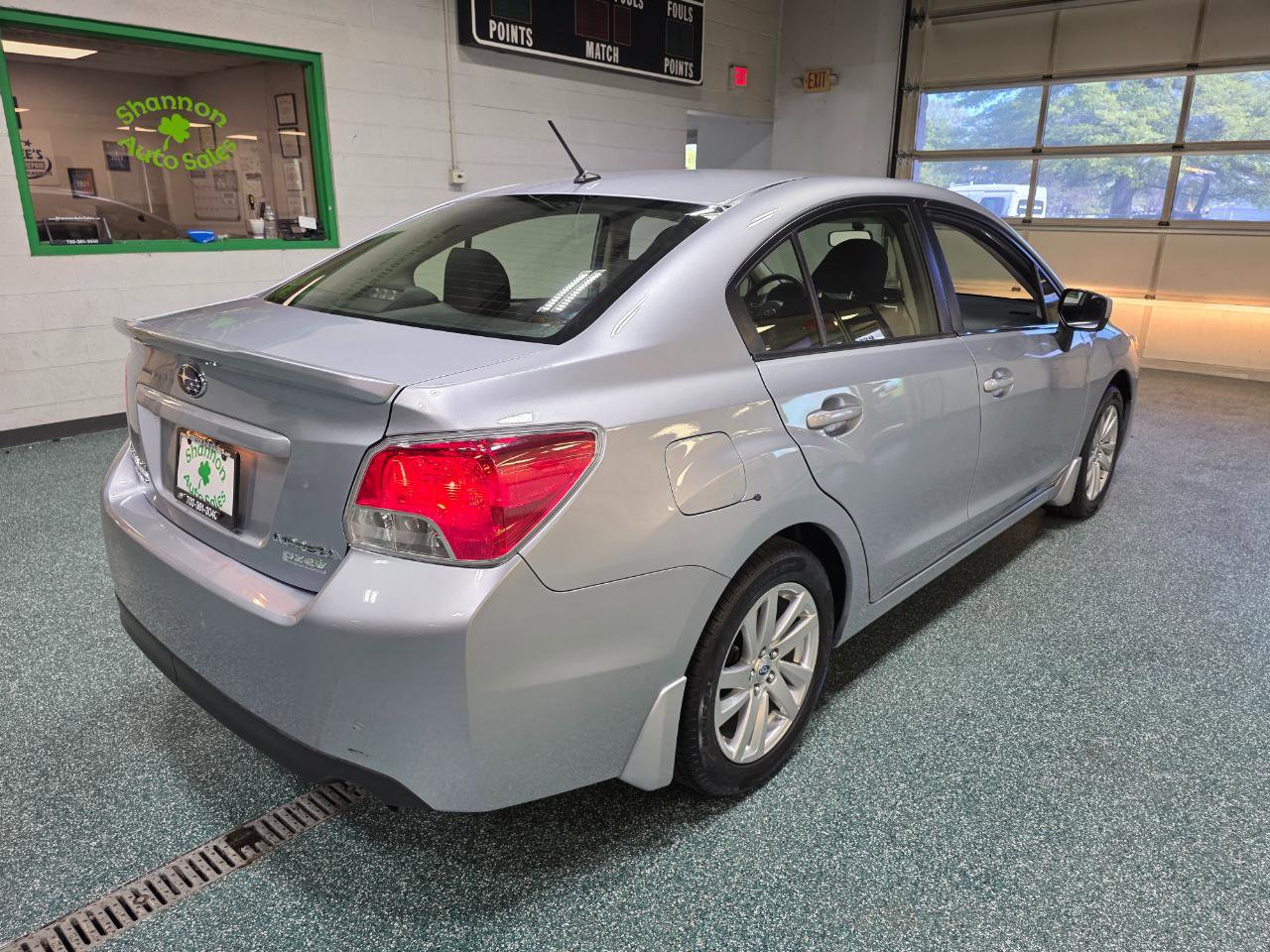 Used 2016 Subaru Impreza 2.0i Premium image 6