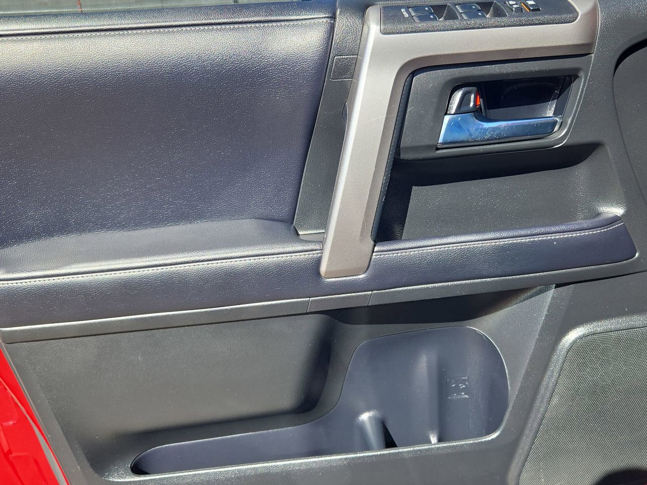 Used 2018 Toyota 4Runner SR5 image 26