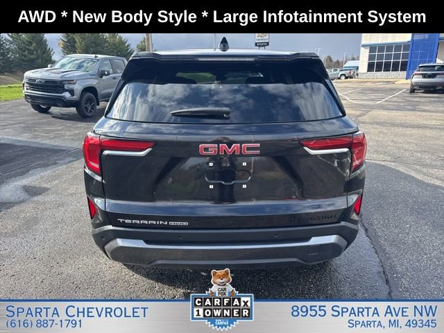 Used 2025 GMC Terrain Elevation AWD/4WD image 4