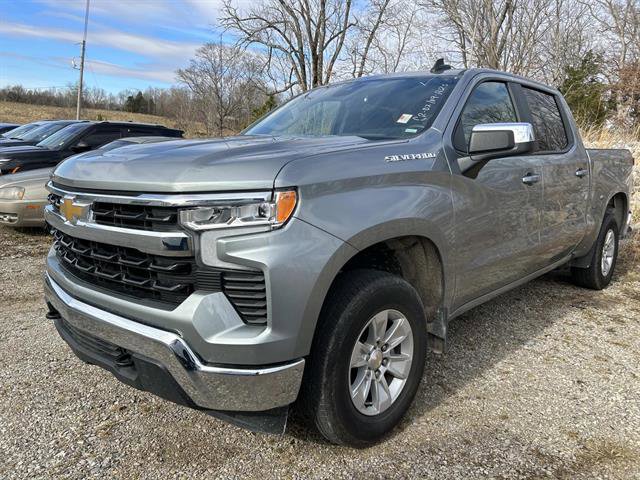 Used 2025 Chevrolet Silverado 1500 LT image 5