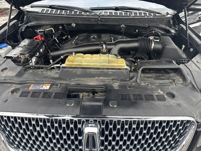 Used 2019 Lincoln Navigator Reserve image 25