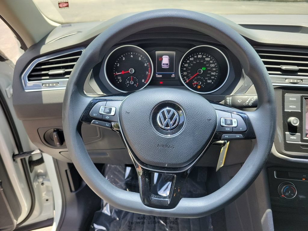 Used 2020 Volkswagen Tiguan S FWD image 25